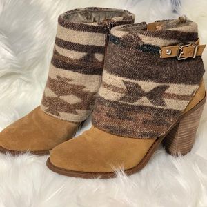 Women’s 7 Jessica Simpson Booties